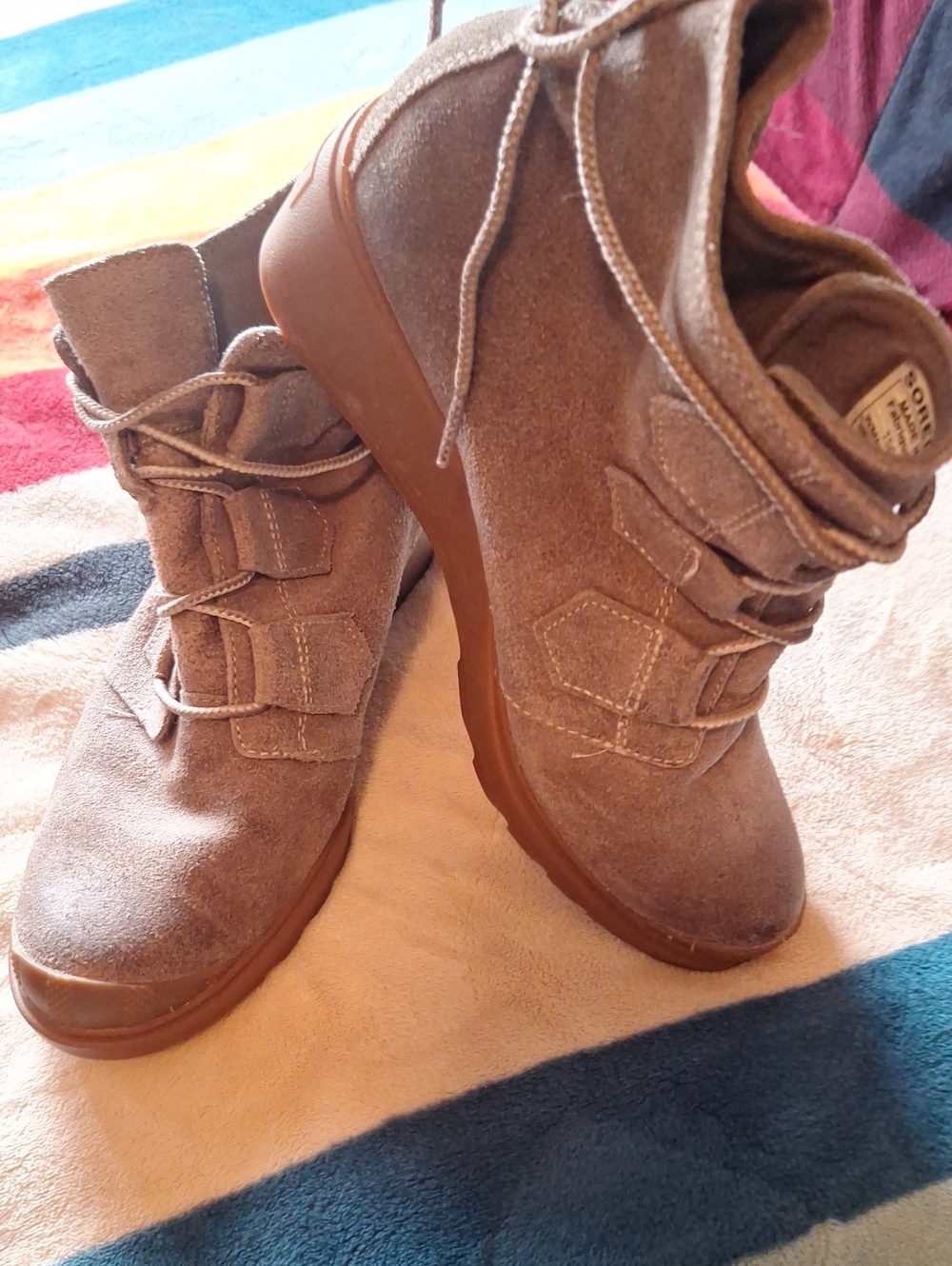 Sorel Women's Suede Wedge Ankle Boots in Taupe Brown 7.5